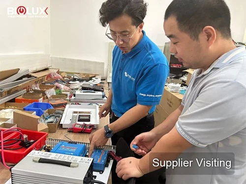 biglux customer visiting smart hieye management software demo for solar cctv tower